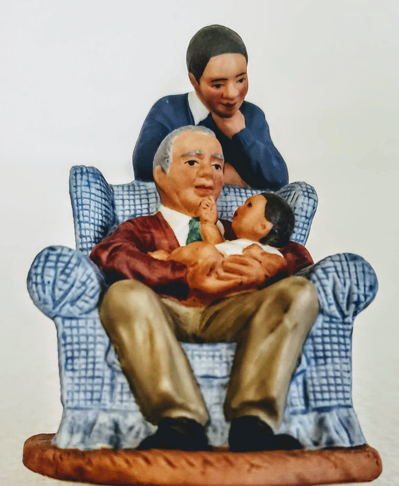 MOTHER'S DAY GIFT: Black family figurine: AVON'S 